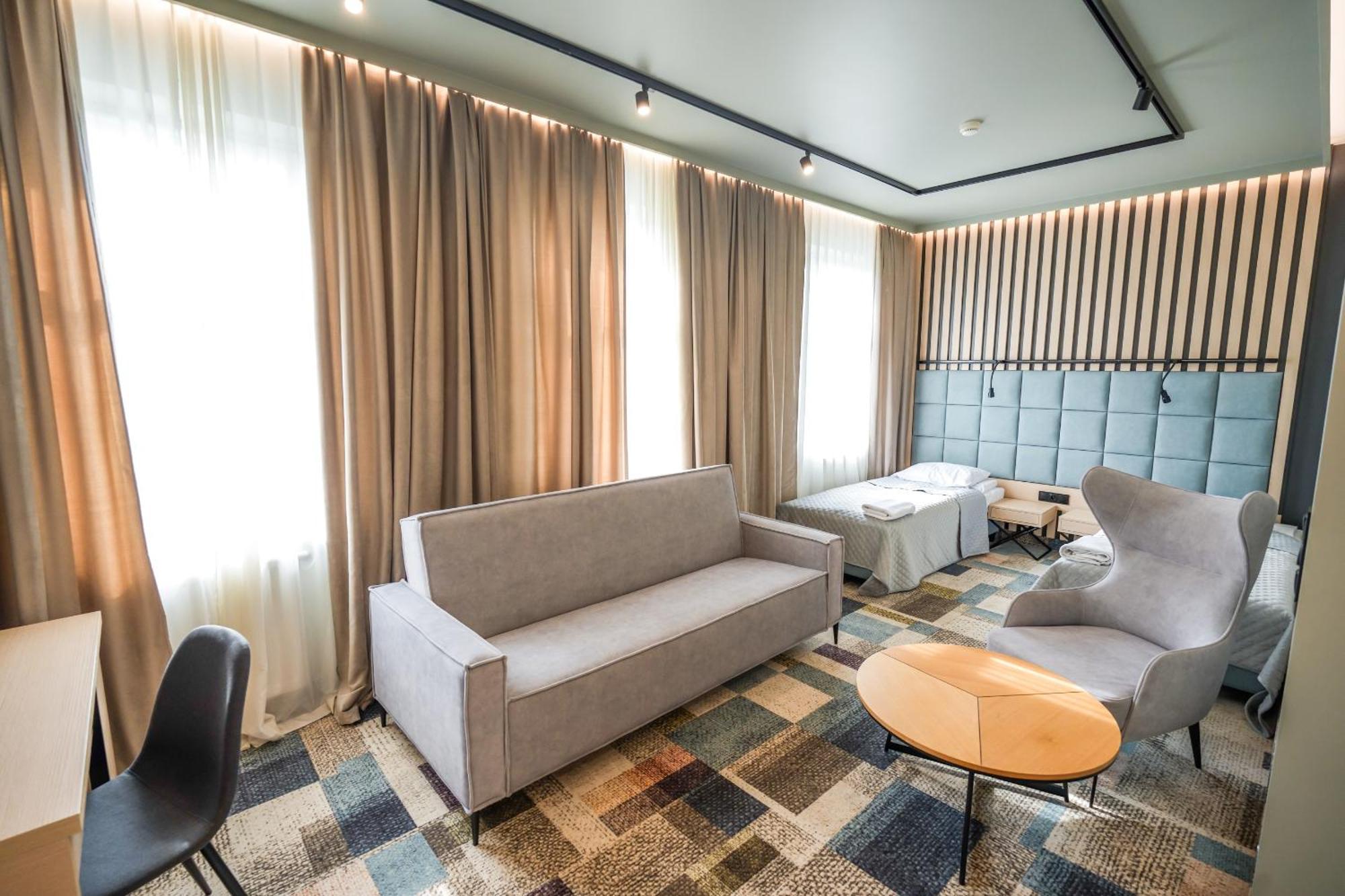 Hotel Jarota Jarocin Dış mekan fotoğraf
